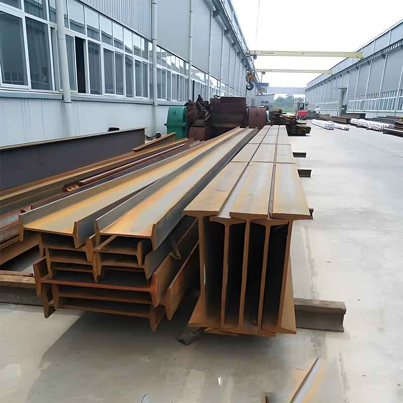 Rail pad and soleplates