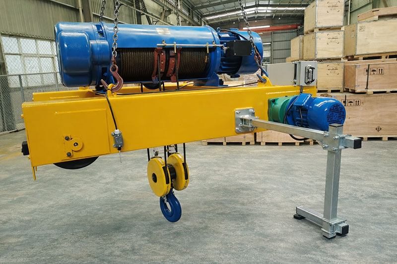 Twin-hoist or heavy custom layout direction