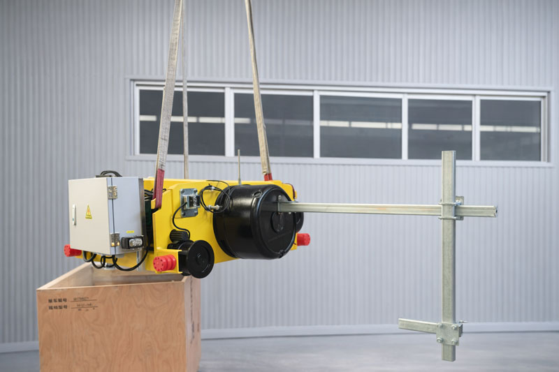 Integrated Double-Girder Trolley Hoist Integrated trolley hoist for compact crane layouts