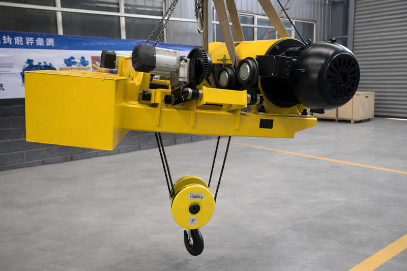 Low headroom electric wire rope hoist featured image